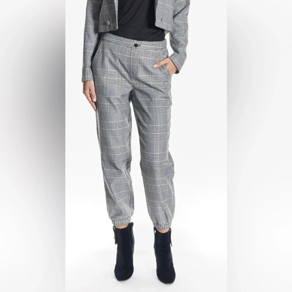 NWT Oat New York Pants Women’s Size XS Black & White Plaid Elastic Ankle & Waist
